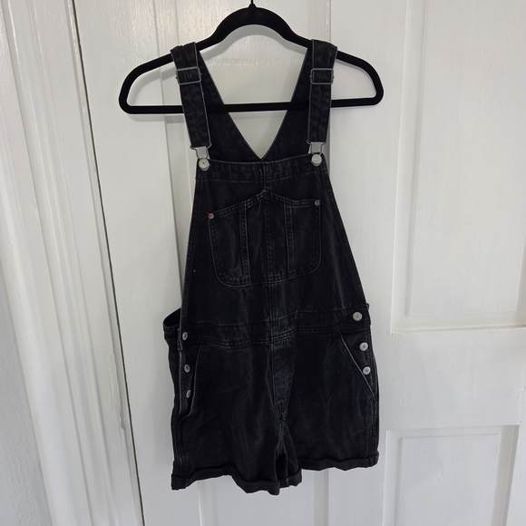 Old Navy Short Overalls Black Denim Womens Size Medium - Picture 1 of 5
